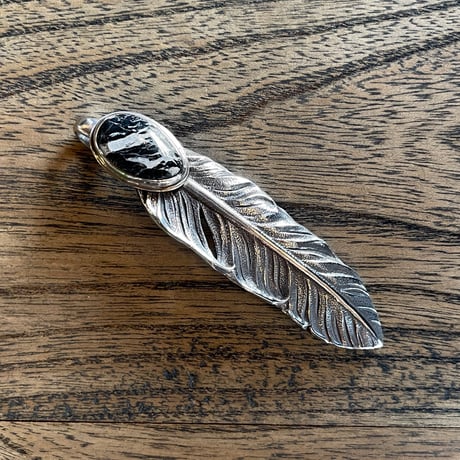 【LYNCH SILVERSMITH】 LNC312 FEATHER(L)  WHITE BUFFALO