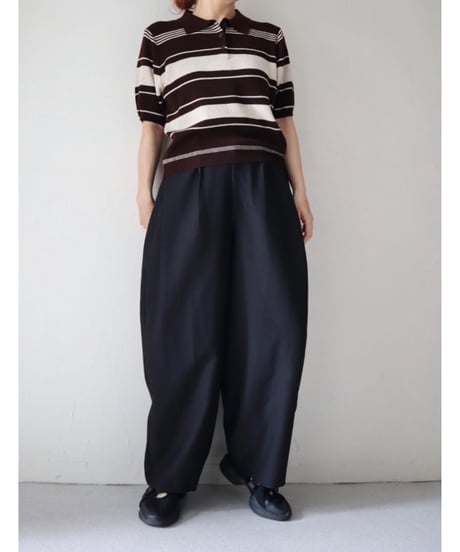サイドタックハイウエストパンツ