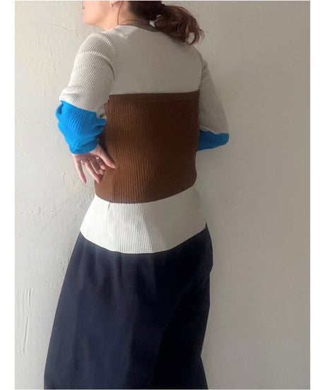 ビスチェレイヤードニット