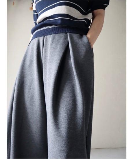 ボンディングタックパンツ