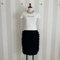 10-090   黒ウール　サイドフリルスカート　ファスナー　着丈60cm　フリー(Ｍ)
