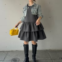 9-145    グレー　Ｗフリルワンピース（ノンストレッチ素材）　Ｍ