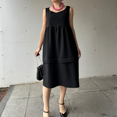 8-094      黒ハニカム　Mieワンピース　Ｍ