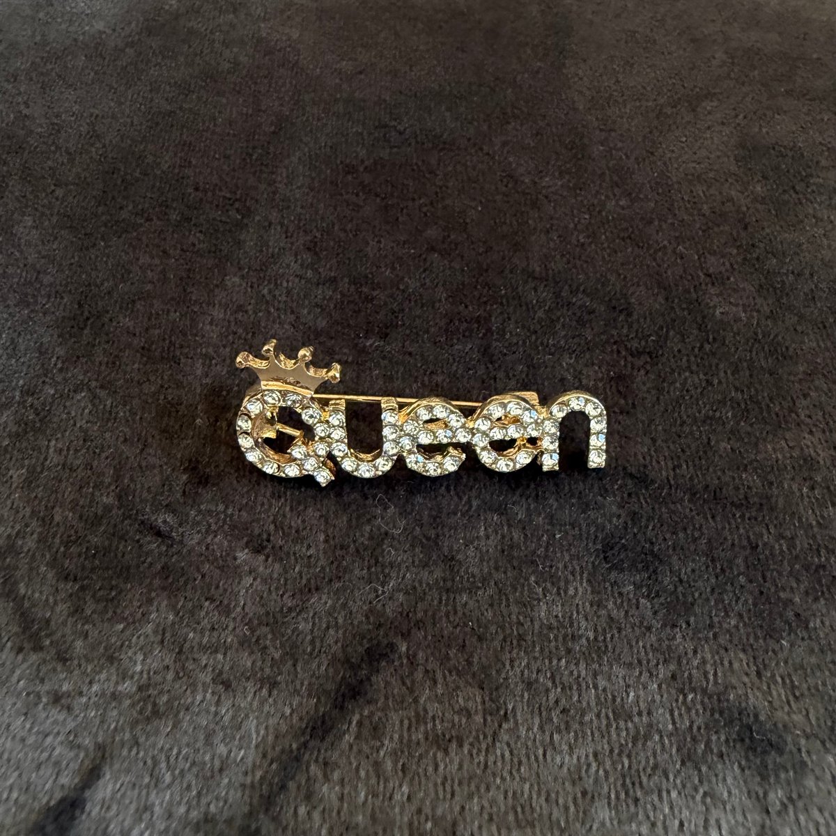 B021 ブローチ queen | capriciousmie
