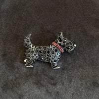 B014  ブローチ　犬　黒