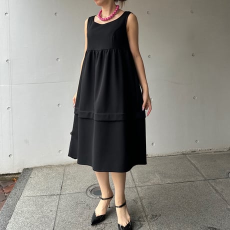 8-094      黒ハニカム　Mieワンピース　Ｍ