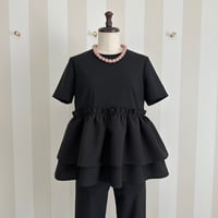9-034    黒　半袖Ｗフリルトップス　Ｍ  サンプル