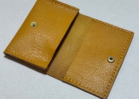【在庫品】イタリア製牛革の名刺入れ（カードケース）