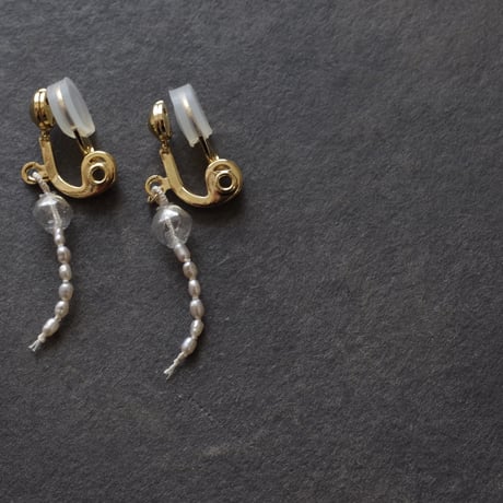 TUKI_新月_pearl_A ピアス・イヤリング