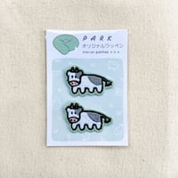 PARKオリジナル　刺繍ワッペン　うし２個セット