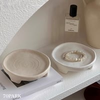 #脚付き ラウンド型 ナチュラル トレイ 全2色 プレート  アクセサリートレイ