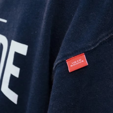 GOOD FRIENDS VINTAGE CREWNECK SWEAT