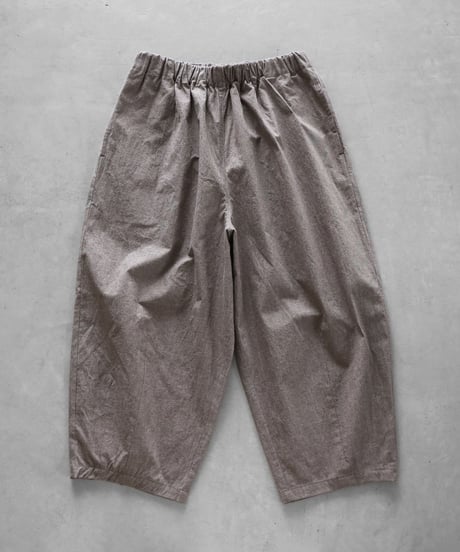 HUIS | 綿麻バフクロスバルーンパンツ（ライトブラウン）【ユニセックス】506