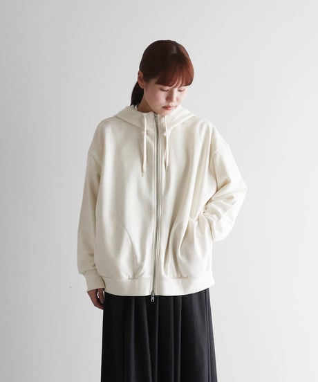 HUIS |【暮らしのおへそ一田さん×HUISコラボ】おへそパーカ（クリーム）【ユニセックス】IHSW701