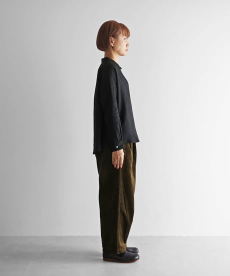HUIS | シャトルコーデュロイワイドパンツ（極太畝・カーキブラウン）【ユニセックス】504