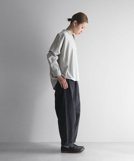 HUIS | やわらかシーチングコットンワイドパンツ（ブラックストライプ）【ユニセックス】504