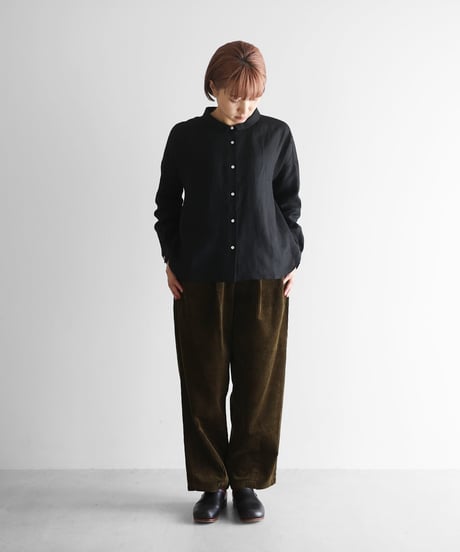 HUIS | シャトルコーデュロイワイドパンツ（極太畝・カーキブラウン）【ユニセックス】504