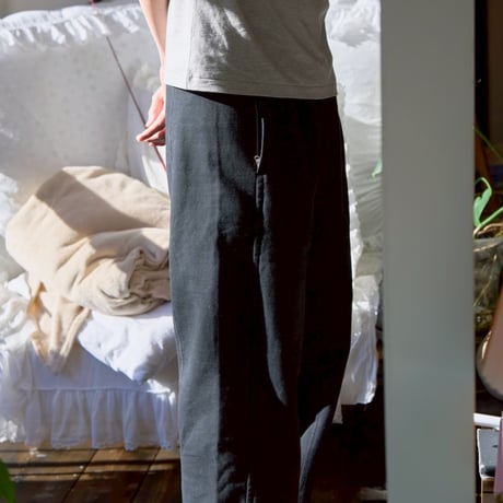 Sweat tucked pants