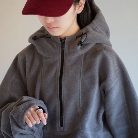 FLEECE HALF ZIP HOODIE