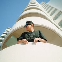 【MOVING SATURDAY】TIME IS A FLOWER TEE