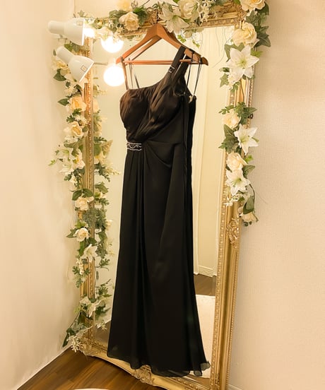 シフォン×サテン ストラップワンショルダードレス　ブラック　Mサイズ