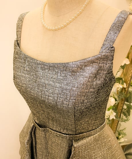 JOVANI オーバースカート 2wayストラップ ジャカードドレス　シルバー　Mサイズ