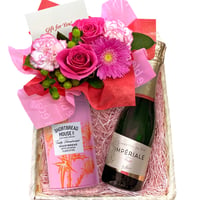 誕生日 お花 生花 プレゼント ワイン スイーツ ギフト フランス スパークリングワイン やや甘口 泡 白 375ml ショートブレッド フラワーアレンジメント ピンク バラ カーネーション