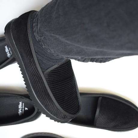 Shaka Wear Incredible House Shoe - Black