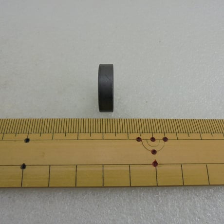 6個セット ちょっと欠け 小 Amidon トロイダルコア FT-82-43 JUNK-D ( ZHW-ETC-865 )