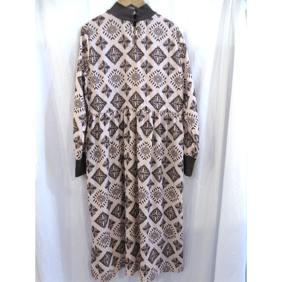 6ac1bb16a57c51e6cd95c8ac