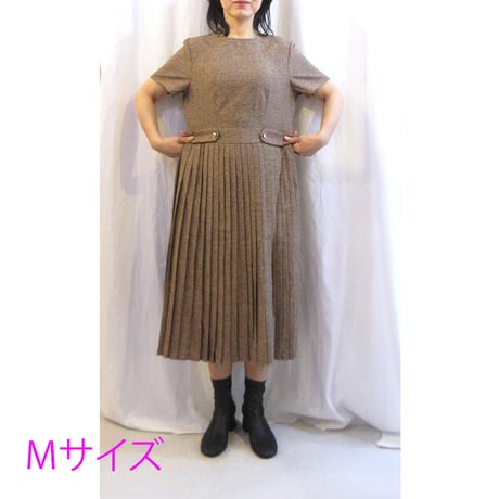 w2608-82【M】【L～LL】【LL】