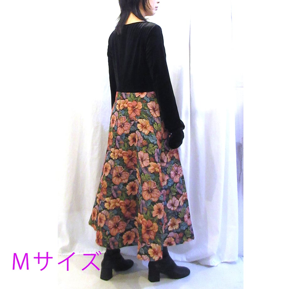 6adc187943be9174b0ec33f8