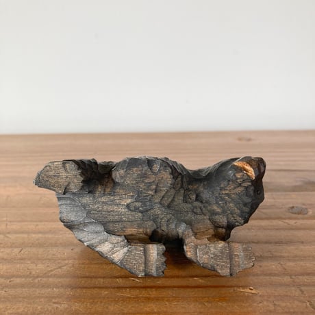 木彫り熊④ 小さな木彫り熊 吠え熊 ガラス目 右向き 北海道  HOKKAIDO JAPAN FOLKART VINTAGE
