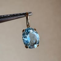 K18 天然石サンタマリアアクアマリン オーバル　ペンダントトップ チャーム 希少 4×5