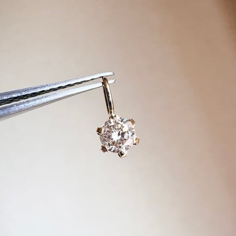 K18YG 天然ダイヤモンド 0.16ct チャーム　ペンダントトップ