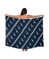 Hawai'ian Pareo  FRYING IWA NAVY HNLS03818-7890