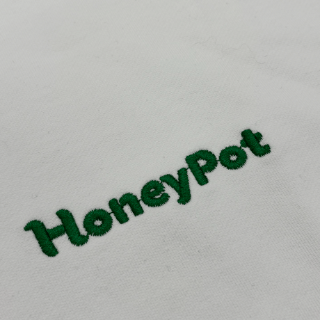 HoneyPot Logo L/S -WHITE-