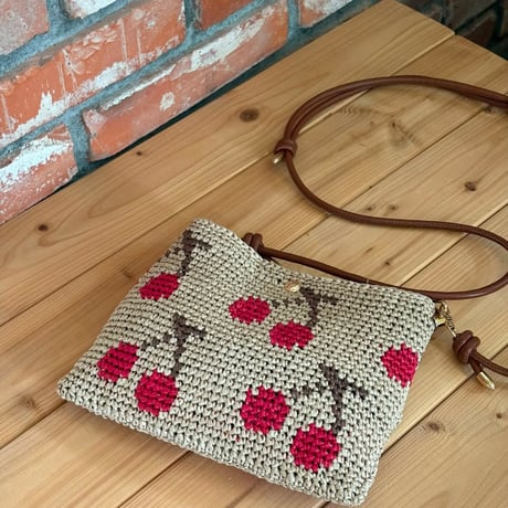 さくらんぼ🍒イヤリング　Hand Knit Cherry Earrings