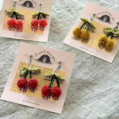 さくらんぼ🍒イヤリング　Hand Knit Cherry Earrings