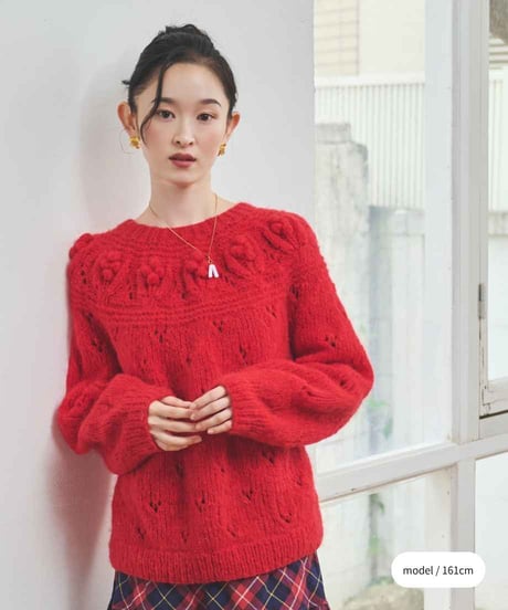 フラワーケーブル手編みニットプルオーバー