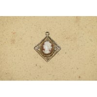【ヴィンテージアクセサリー】【イタリア製】シェルカメオ x フィリグリー　ネックレストップ