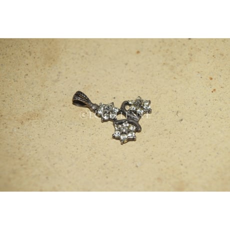 【ヴィンテージアクセサリー】ラインストーン　ネックレストップ
