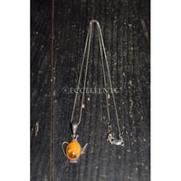 【ヴィンテージアクセサリー】シルバー x アンバー　ティーポット型ネックレス（チェーン付属）