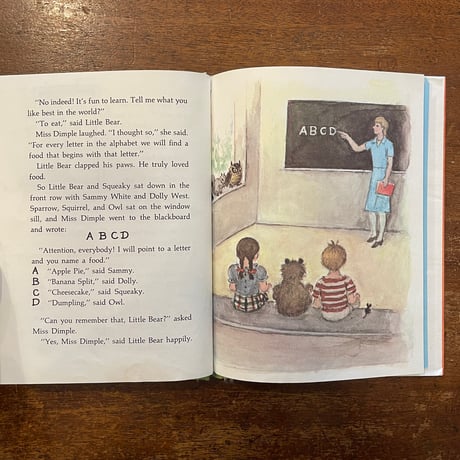「Little Bear Learns to Read the Cookbook」Janice　Mariana