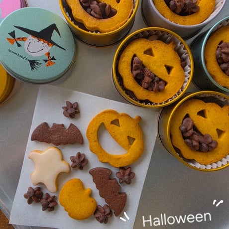 ハロウィン缶