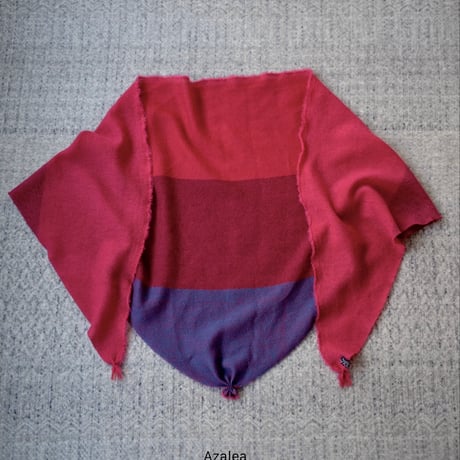 【NEW】Cashmere-Wool Triangle Stole