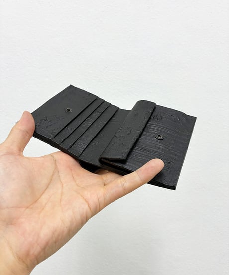mw20｜二つ折り財布／BK
