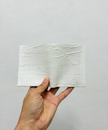 mw20｜二つ折り財布／WH