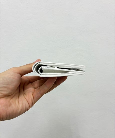mw20｜二つ折り財布／WH
