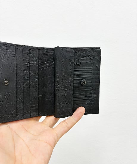 mw20｜二つ折り財布／BK